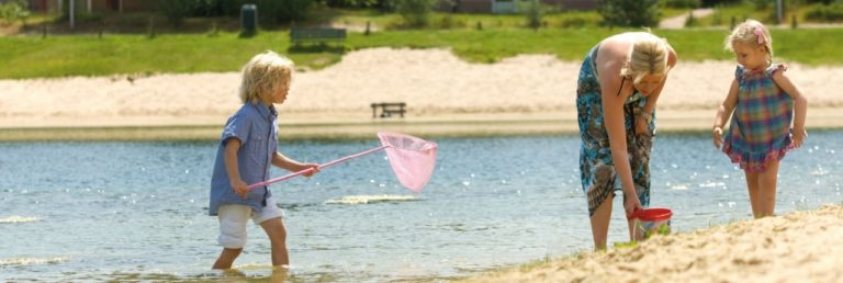 Landgoedt-Loo. Children playing on the beach. Top child friendly holidays in Holland