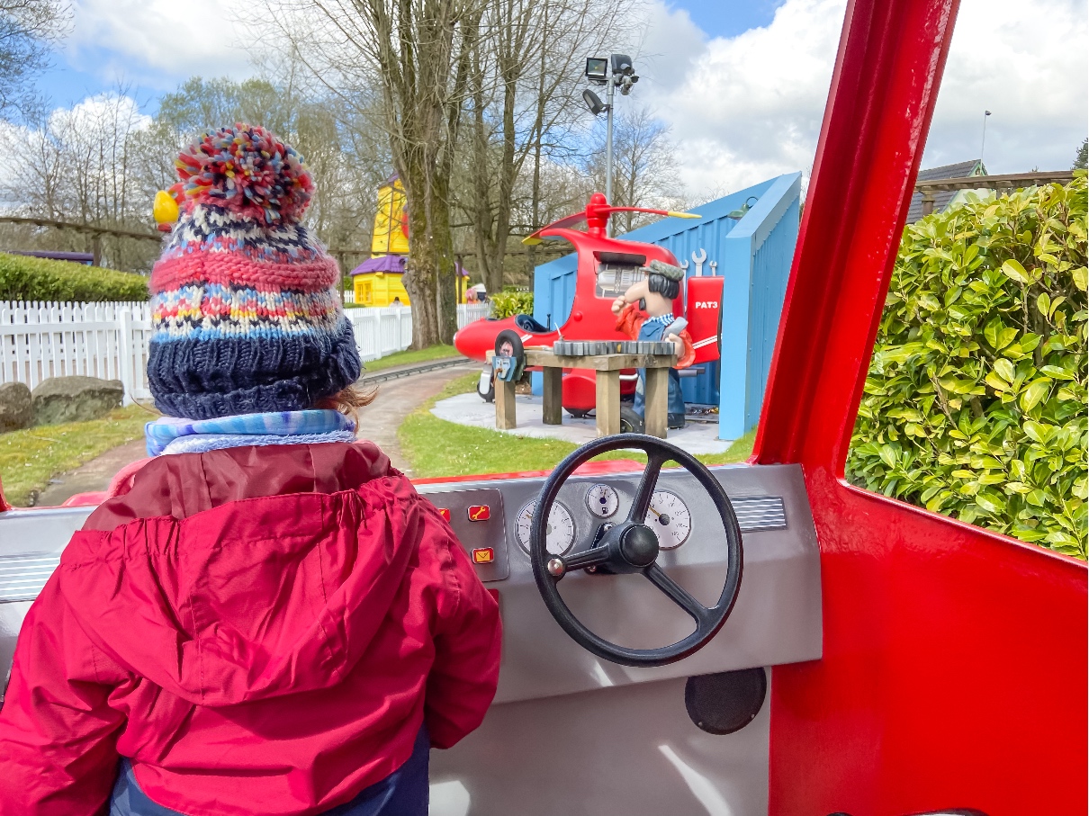 Alton Towers Cbeebies Land Postman pat ride