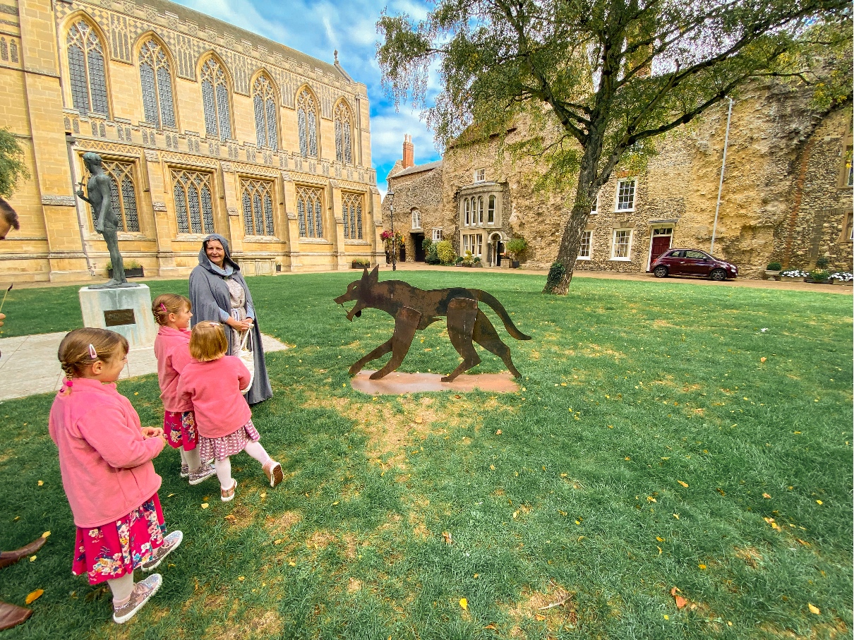 Bury St Edmunds wolf