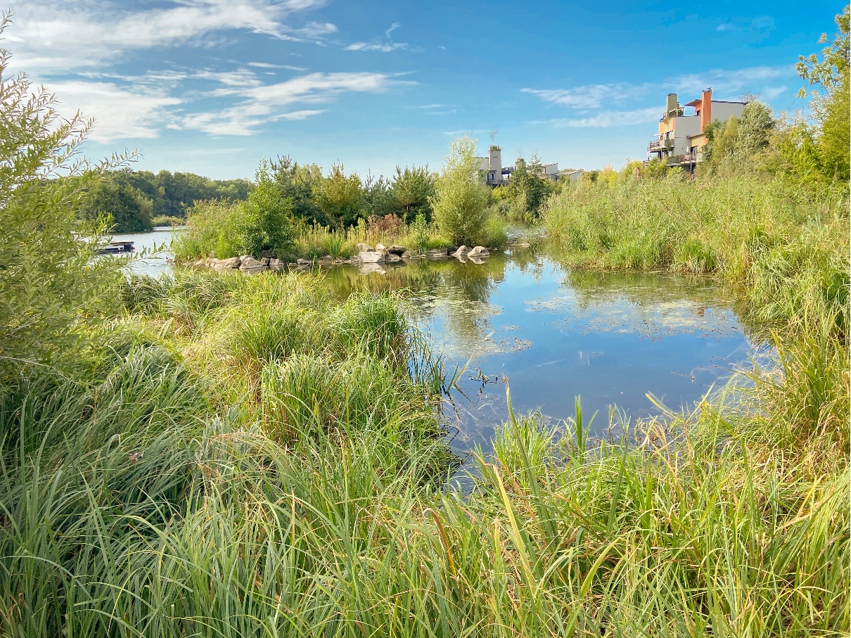 Les Villages Nature Paris lakes